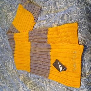 Scarf. Knit. Nautica. Yellow and gray.